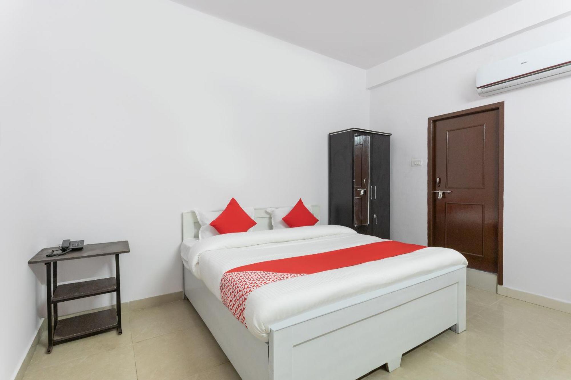 Hotel O Golden Star Bhopal Eksteriør billede