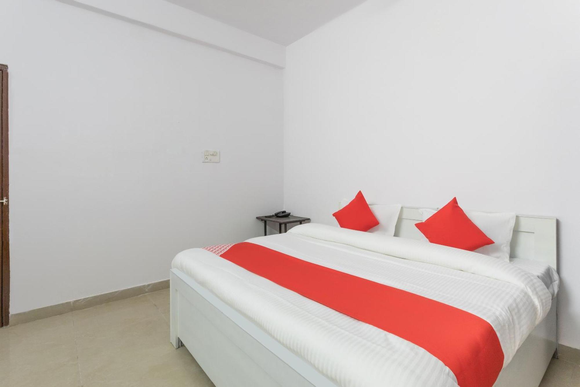 Hotel O Golden Star Bhopal Eksteriør billede