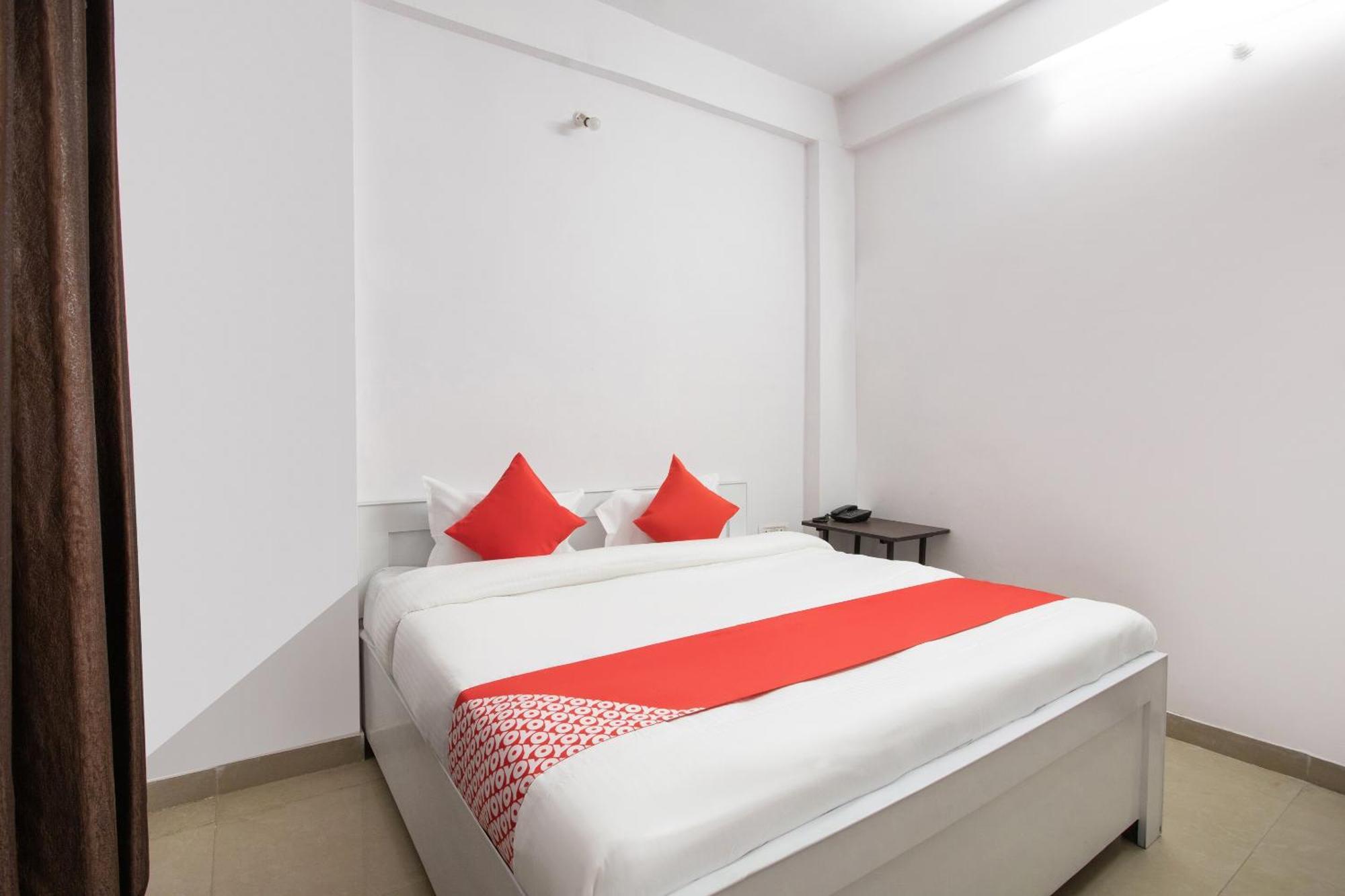 Hotel O Golden Star Bhopal Eksteriør billede